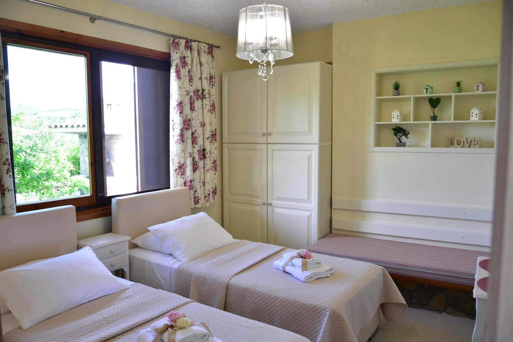 Vacation Home Eva Nea Iraklitsa Екстериор снимка