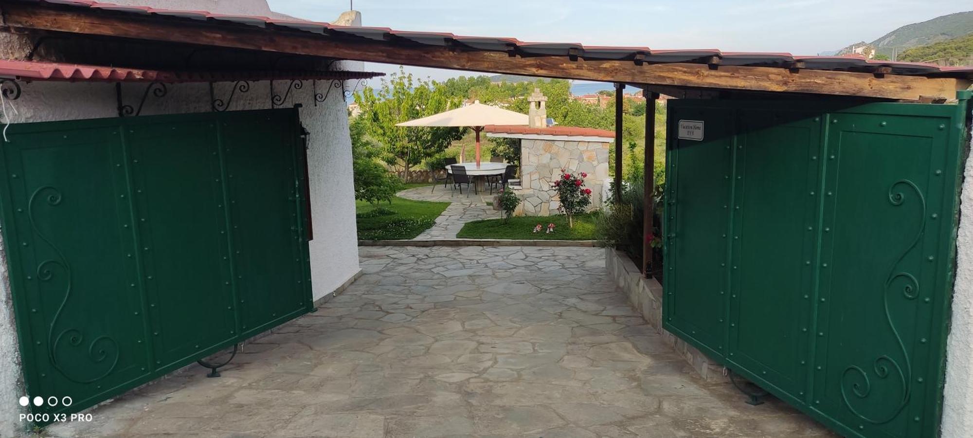 Vacation Home Eva Nea Iraklitsa Екстериор снимка